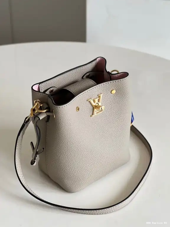 Aaa replica bags NANO VUITTON LOCKME BUCKET LOUIS 0630